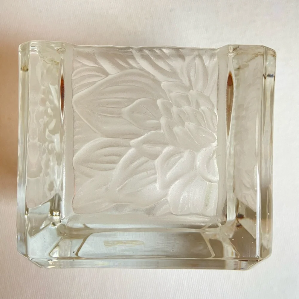 PartyLite this chrysanthemum